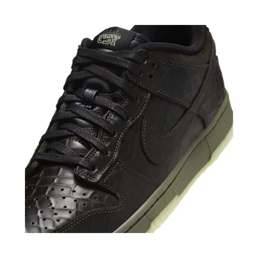 Nike Dunk Low – Halloween – “Bog Green / Black / Luminous Green / Bog Green” (IX5169-300)