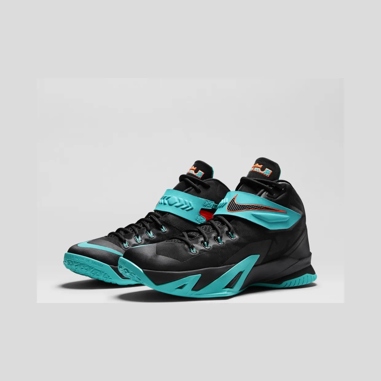 nike-lebron-soldier 653641-002