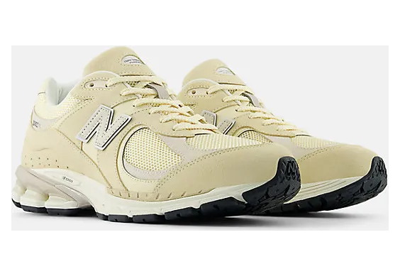 new-balance-2002r M2002RFI