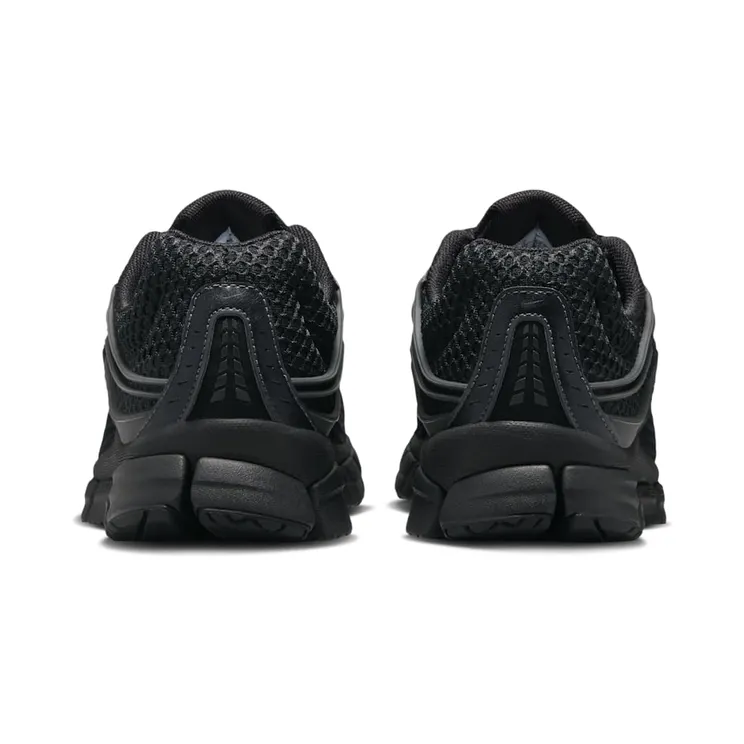 nike-zoom IU1869-002