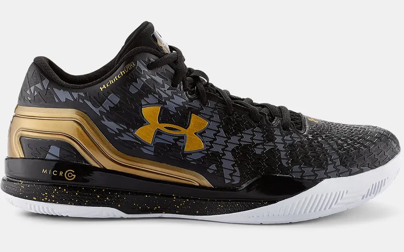 Under Armour Clutchfit Drive Low The Genesis Black/Metallic Gold-Metallic Gold (1261853-002)