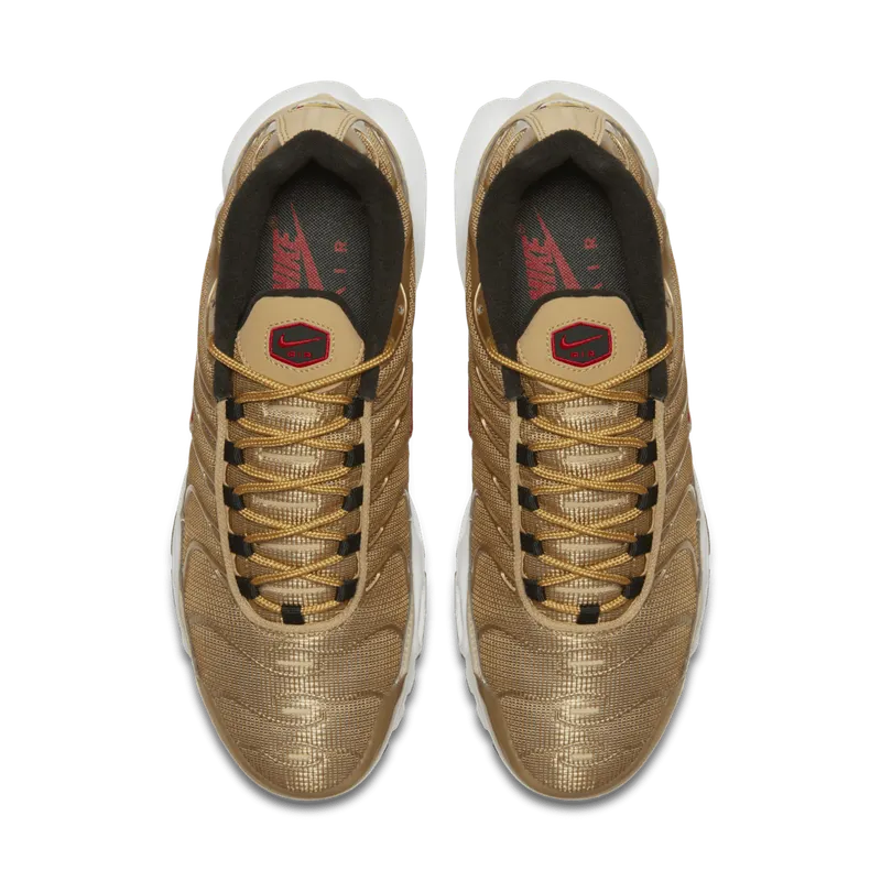 Nike Air Max Plus Metallic Gold Metallic Gold/Metallic Gold-University Red (903827-700)