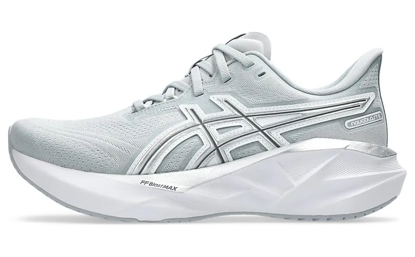 Asics Novablast™ 5 1012B990-020