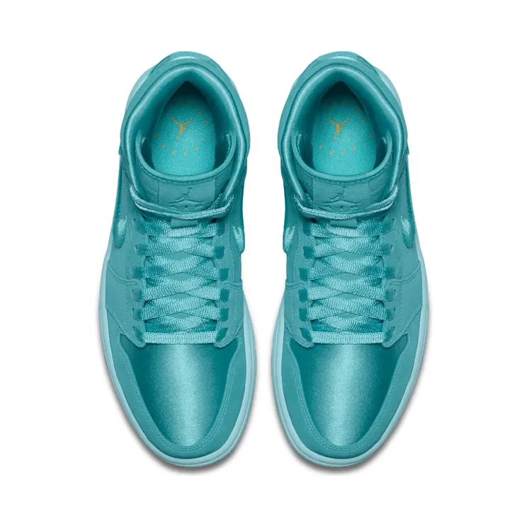 air-jordan-1 AO1847-440