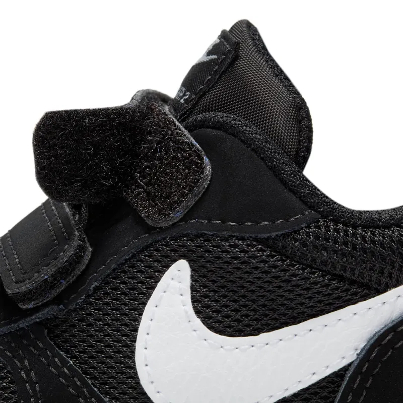 Nike MD Runner 2 Baby and Toddler Black (806255-001)