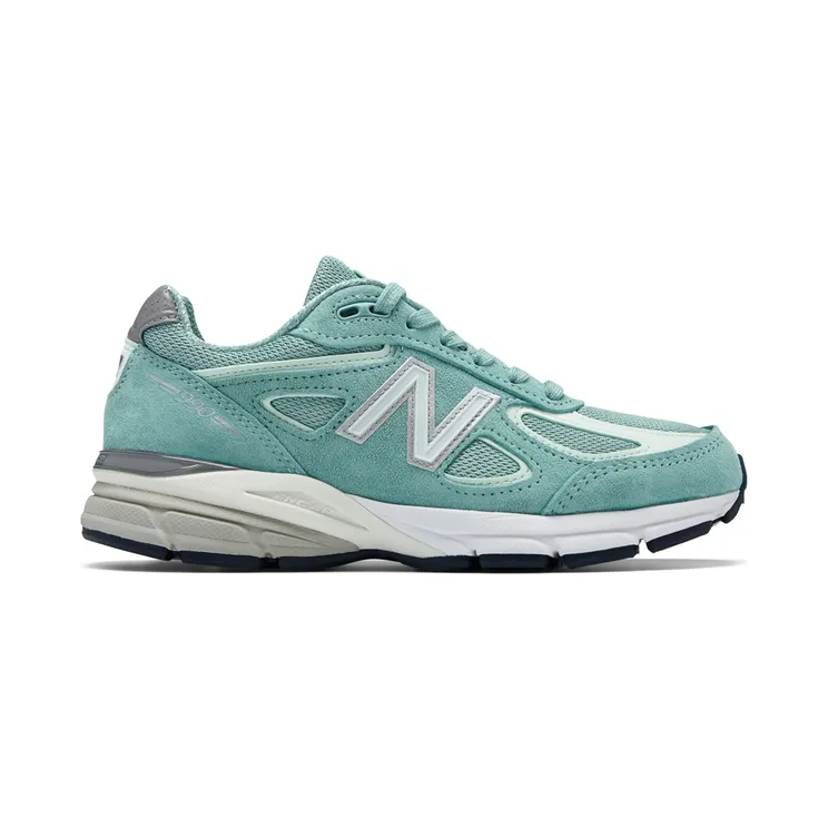 New Balance 990v4 Mineral Sage