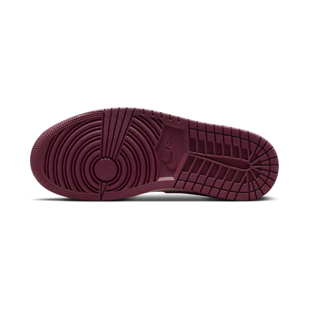 Air Jordan 1 “Bordeaux” (FQ7818-101)