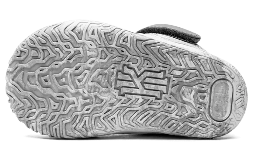 nike-kyrie-7 DB5625-011