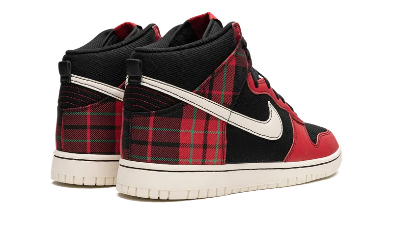 Nike Dunk High “Plaid – Black/Red” (DV0826-001)