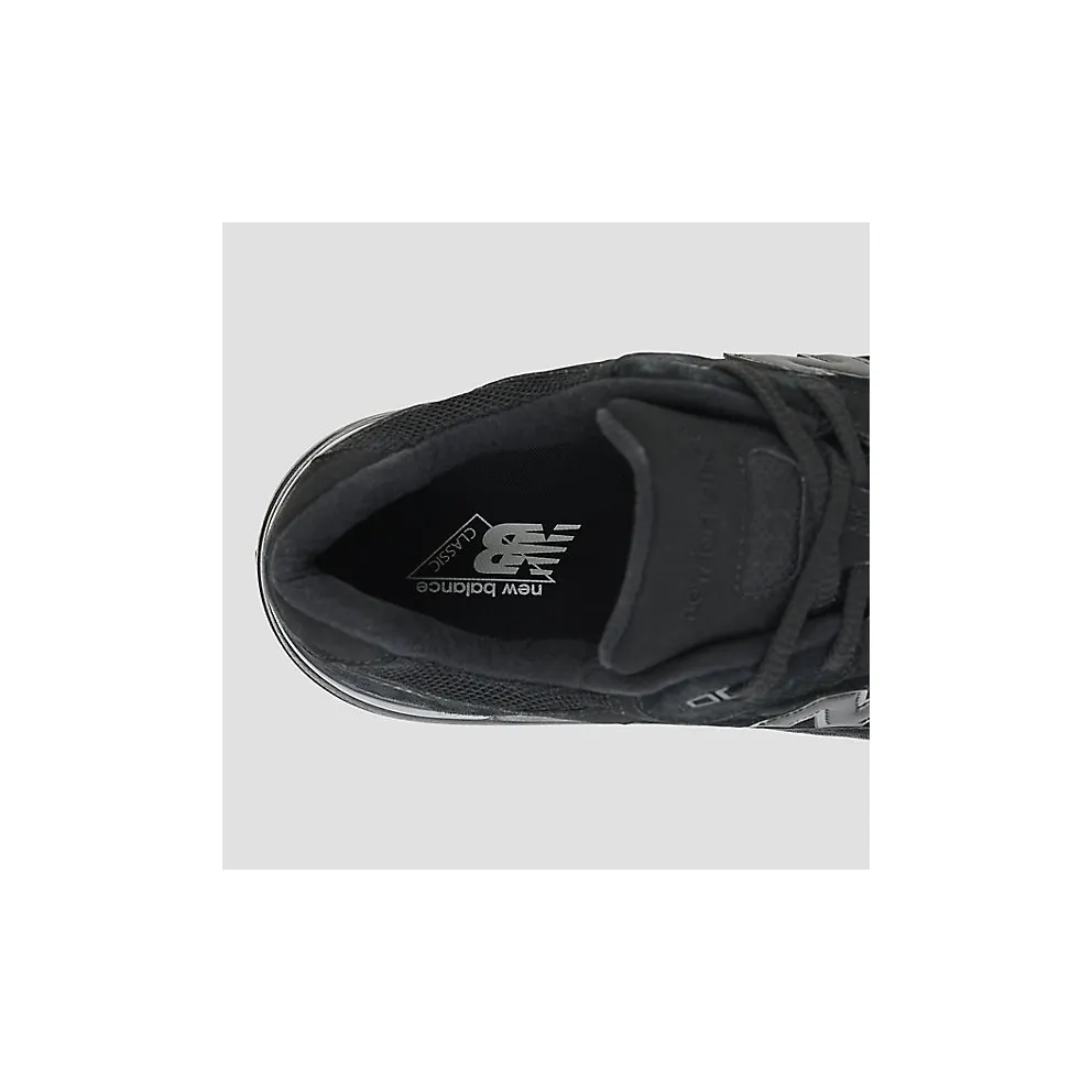 New Balance 992 “Made in USA – Triple Black” (U992TB)