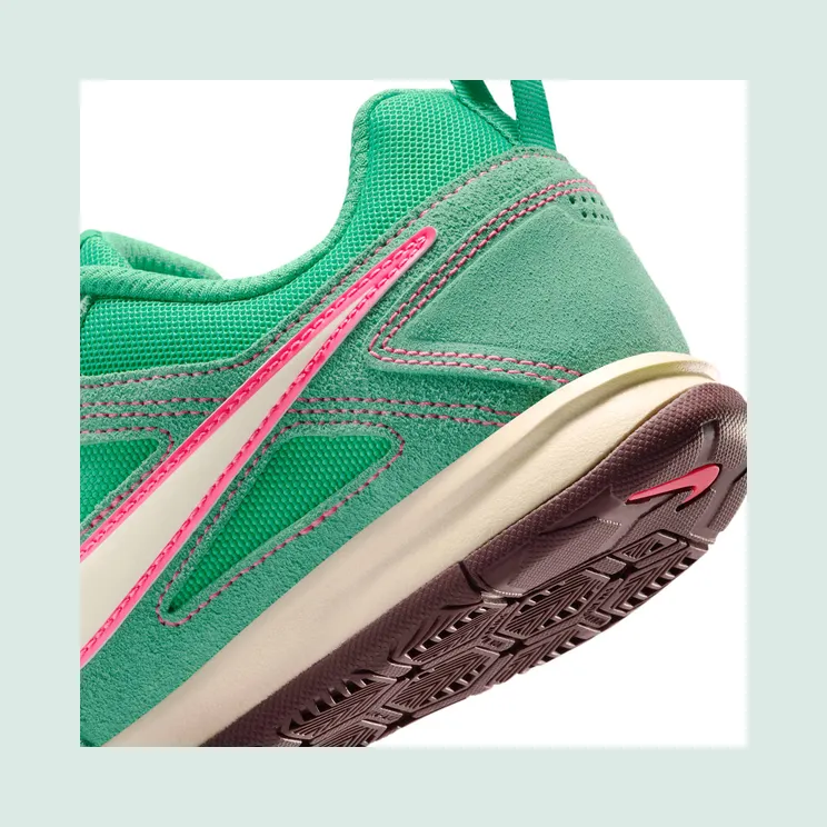 nike-gato II7085-301