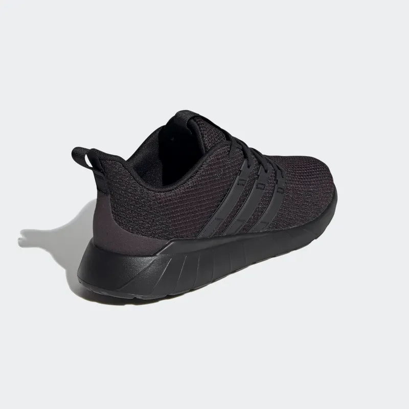 Adidas Questar Flow Core Black / Core Black / Core Black (EG3190)