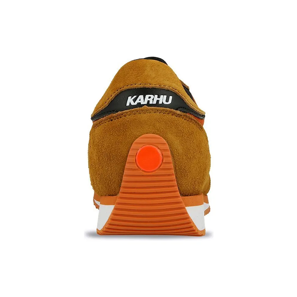 Karhu Mestari – “Jaffa Orange Black” (F805001)