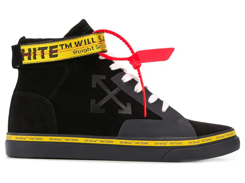 Off-White Skate Black