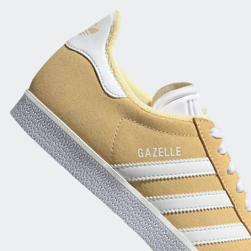adidas Gazelle Orange Tint / Core White / Silver Metallic (GZ7683)