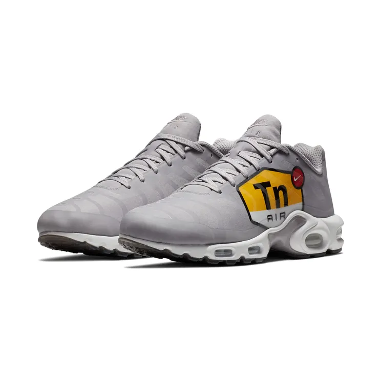 nike-air-max AJ7181-001