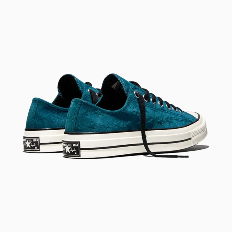 converse-chuck-taylor-all-star A15982C