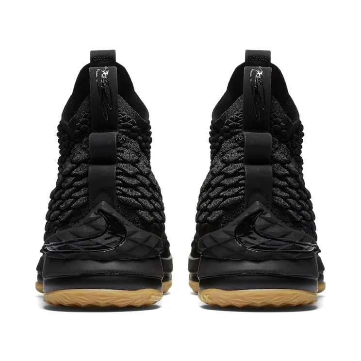 nike-lebron-15 897648-001