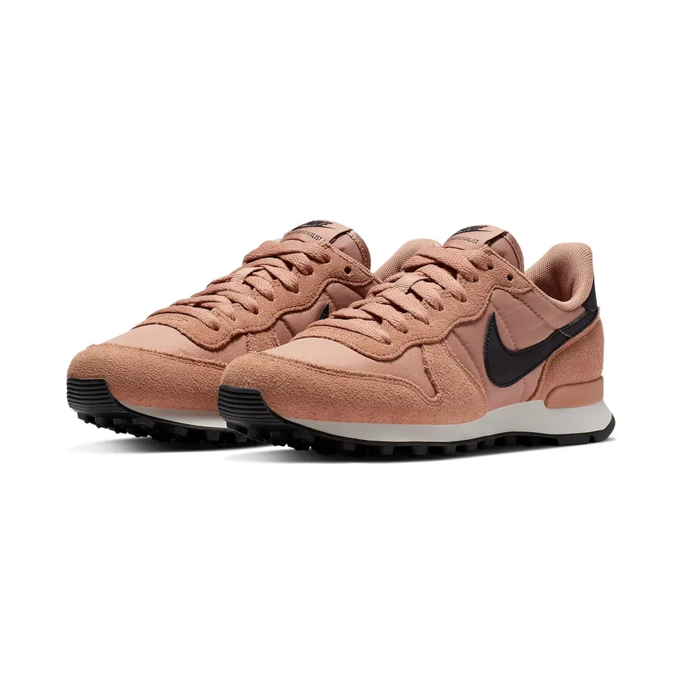 Nike Internationalist “Rose Gold / Summit White / Oil Grey” (828407-617)