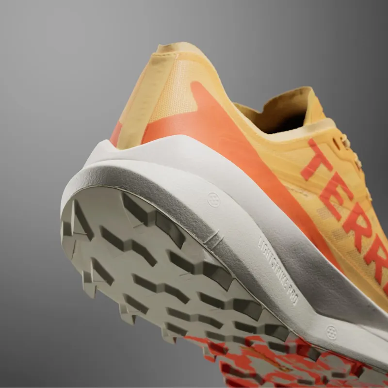 adidas-terrex IG8015