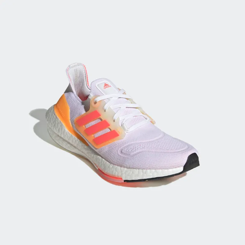 adidas ULTRABOOST 22 Shoes Cloud White / Turbo / Flash Orange (GX5595)