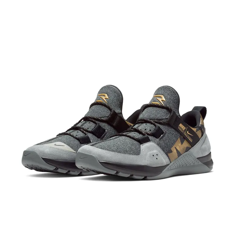 Nike Tech Trainer Russell Wilson Black/Cool Grey-Metallic Gold (AV6257-070)