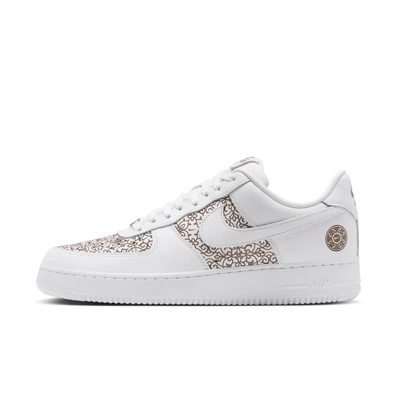 De laser-AF1 is terug: Nike Air Force 1 “Family Reunion” met Marrakesh-motieven