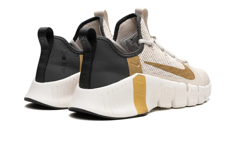 Nike FREE METCON 3 “Light Orewood Brown” (CJ6314-170)