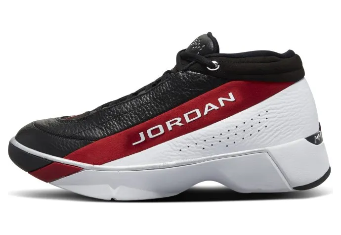 Jordan Team Showcase Weiß (CD4150-102)
