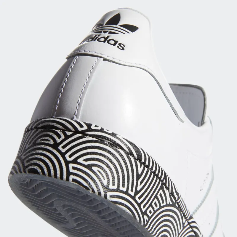 adidas Superstar Cloud White / Core Black / Signal Pink (FY1588)