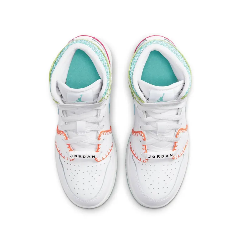 Air Jordan 1 Mid SE Older Kids’ White (DM6218-100)
