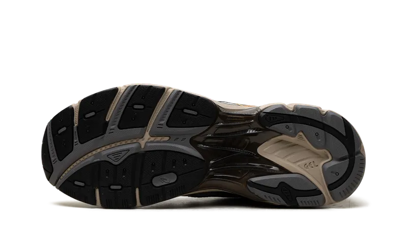 Asics GT 2160 “Pure Gold” (1203A275-114)
