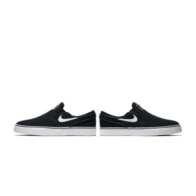 Nike SB Stefan Janoski Canvas Slip-on Older Kids’ Skateboarding Black (882988-002)