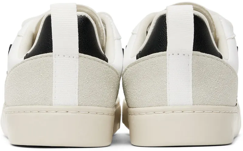 VEJA Kids Black & White V-10 (CV0702565C)