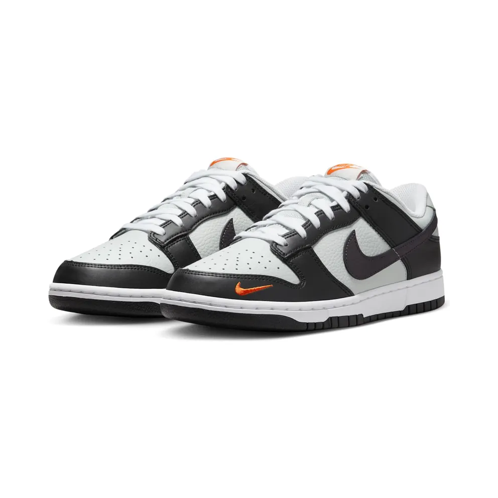 Nike Dunk Low “Black/Total Orange” (FN7808-001)