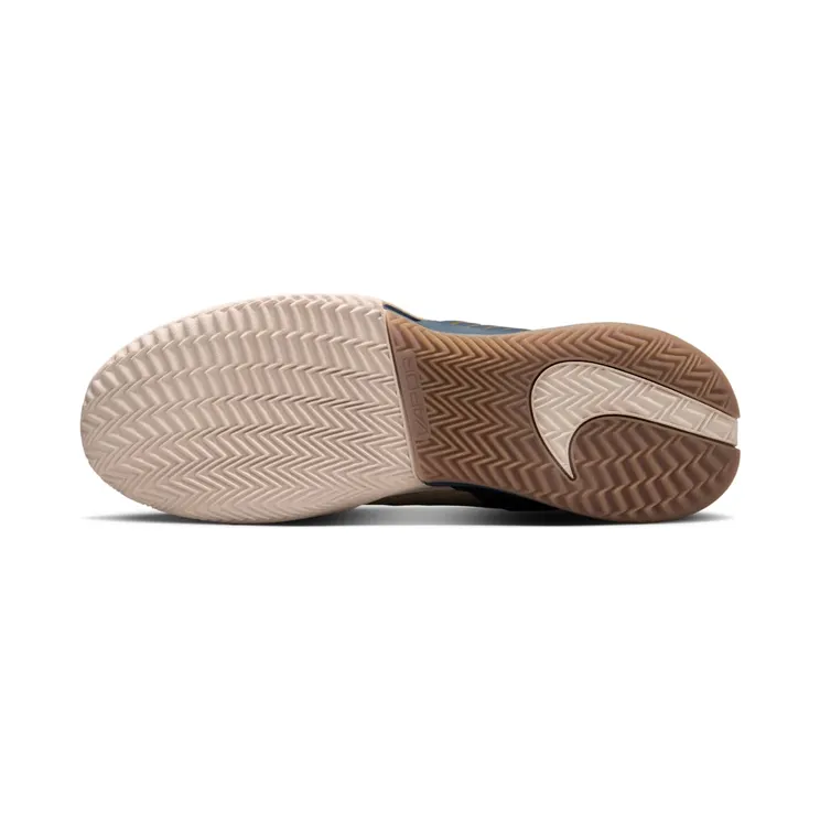 nikecourt FN4742-101