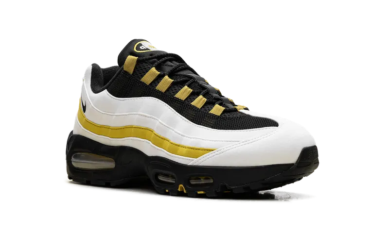 Nike Air Max 95 OG “White Saffron Quartz Black” (HM4740-102)