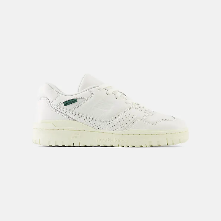 New Balance 550 “Sea Salt Nightwatch Green” (BB550PWT)