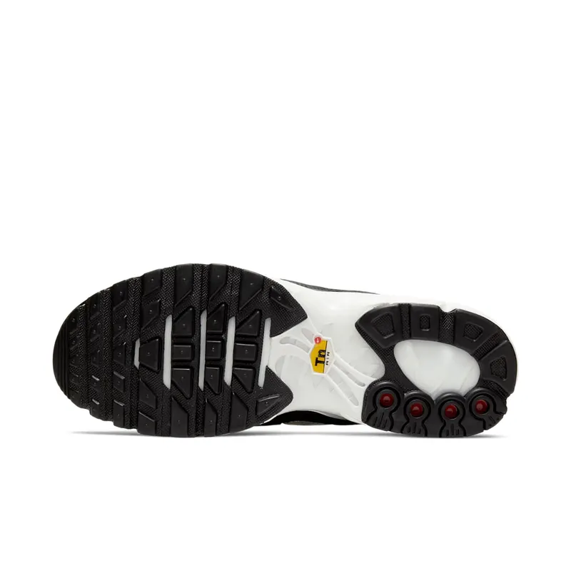 Nike Air Max Plus LX – Black