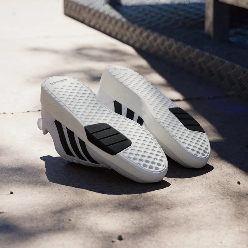 Adidas COURTWAVE Shoes Cloud White / Core Black / Core White (KI9956)