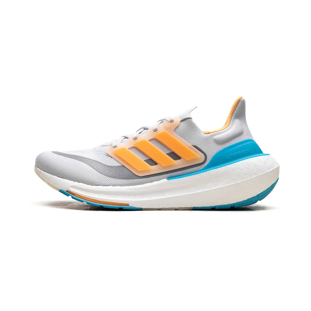 Adidas ULTRABOOST LIGHT “Black” (IE1758)