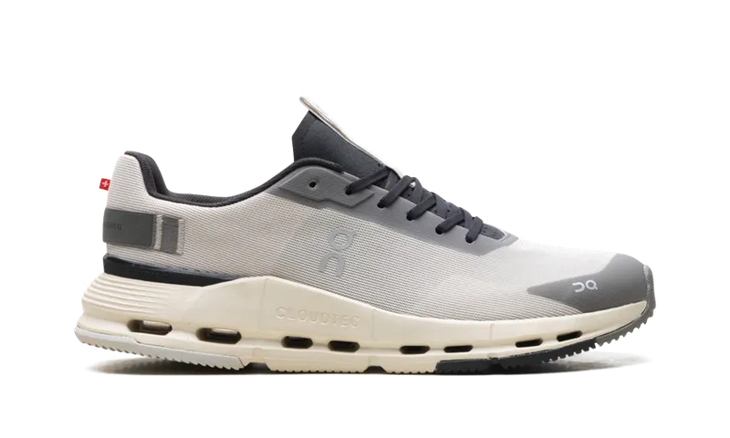 On Running Cloudnova Form 2 “Pearl Black” (3ME30152325)