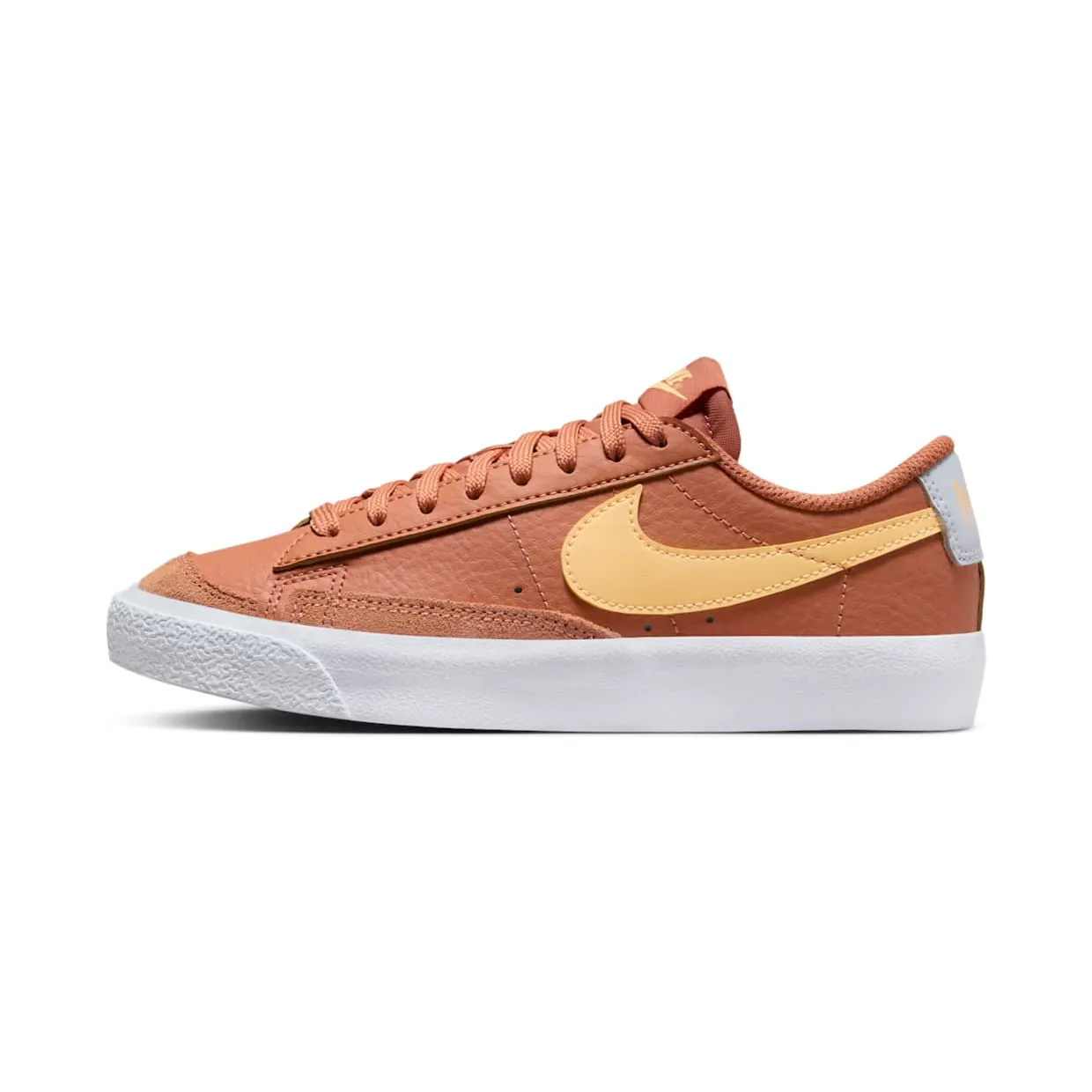 nike-blazer DA4074-200