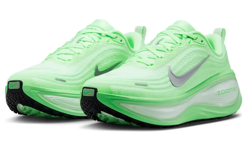 nike-vomero-plus HV8154-111