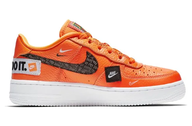 nike-air-force AO3977-800