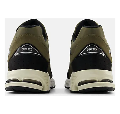new-balance-2002r M2002RXU