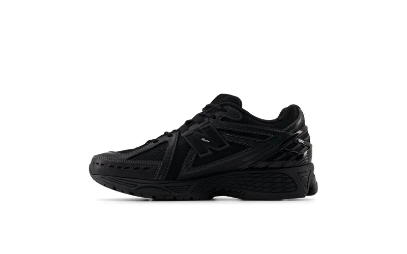New Balance 1906R “Black” (M1906RBB)