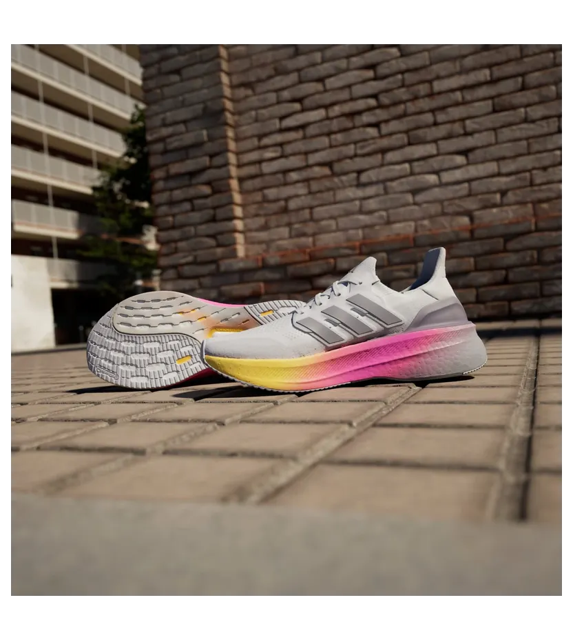adidas-ultraboost ID8810
