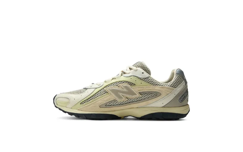 AURALEE x New Balance 204L (U204L7YU)