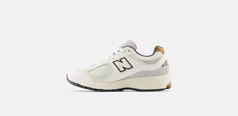New Balance 2002R “Warm Alpaca” (M2002RQW)